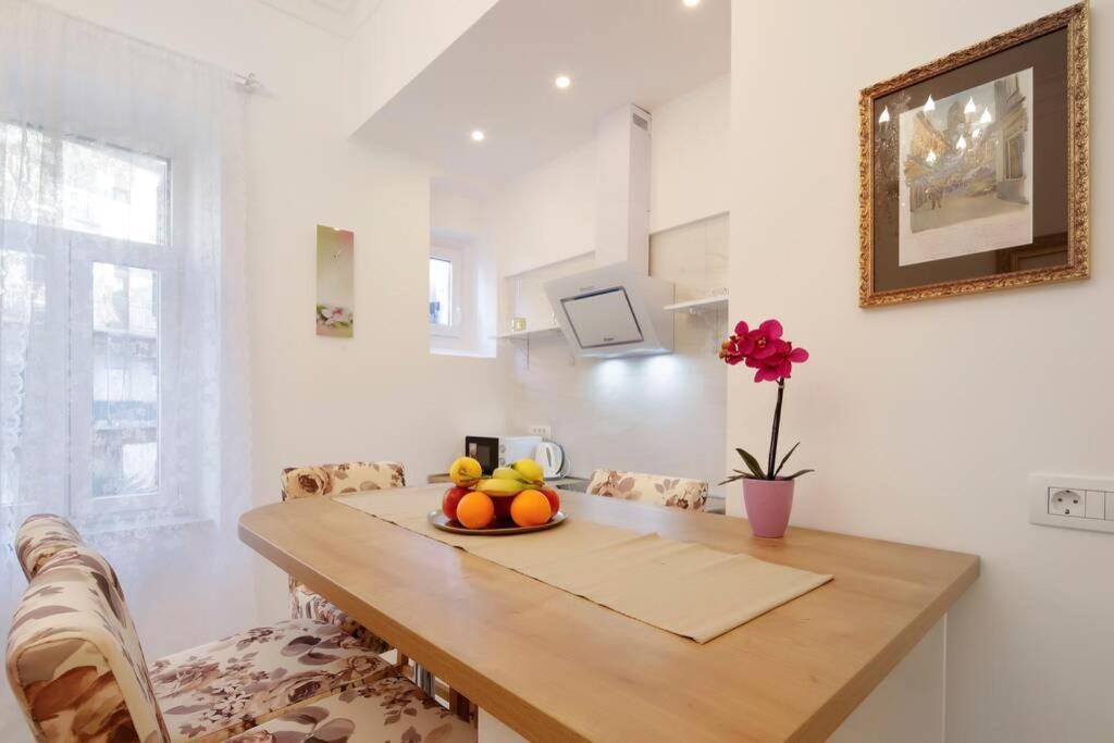 Chrystal Apps Integral Apartamento Rijeka Exterior foto
